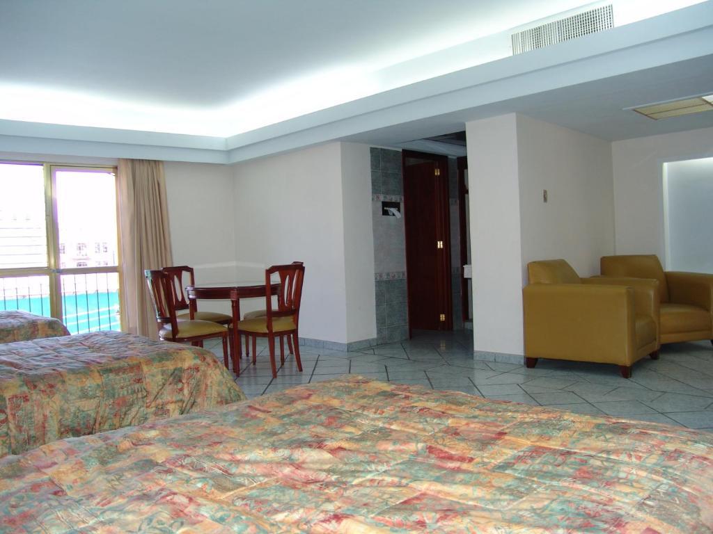 Hotel Posada Arcos سان خوان دي لوس لاغوس الغرفة الصورة